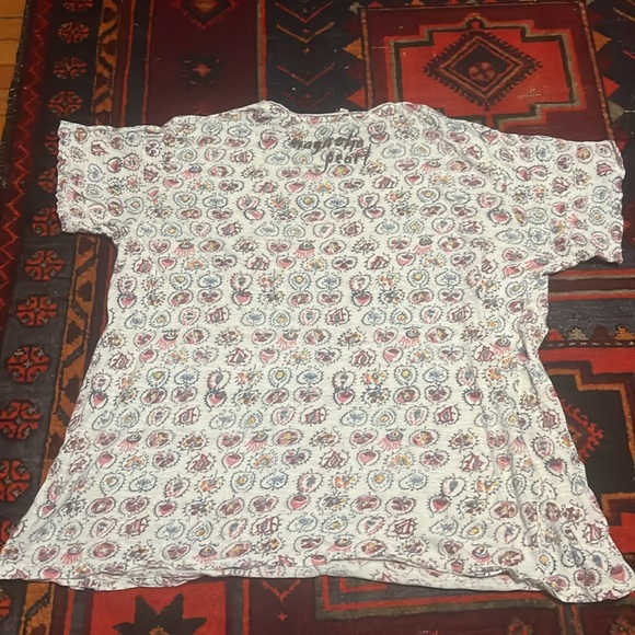 Magnolia Pearl Dylan Tee in Rare Print - Picture 6 of 6